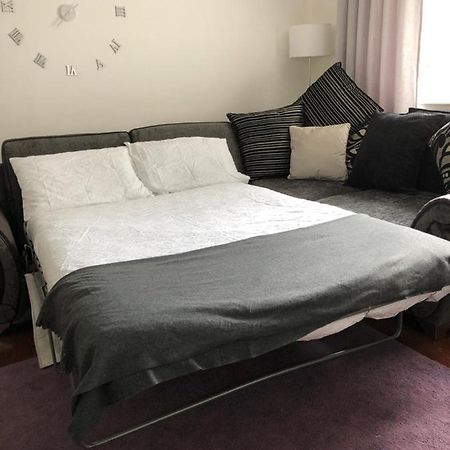 Ace Largs Ground Floor Apartment With Garden Kültér fotó
