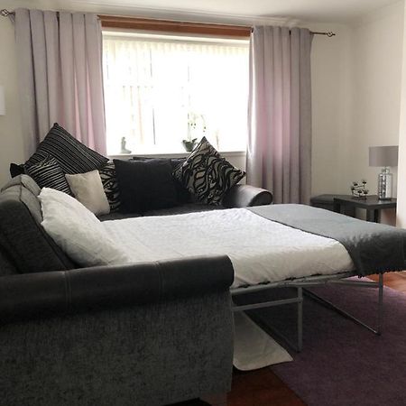 Ace Largs Ground Floor Apartment With Garden Kültér fotó